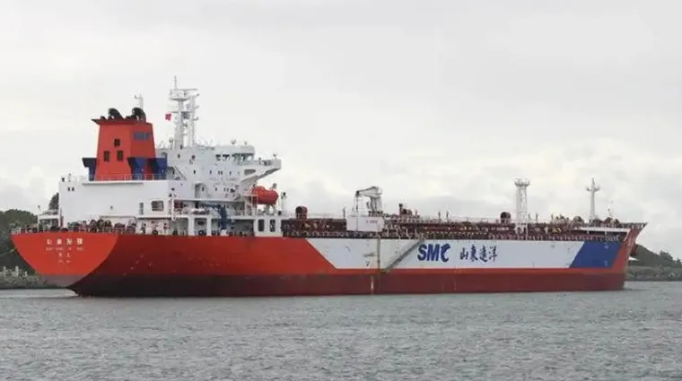 মালয়েশিয়া থেকে আসছে অকটেনভর্তি জাহাজ